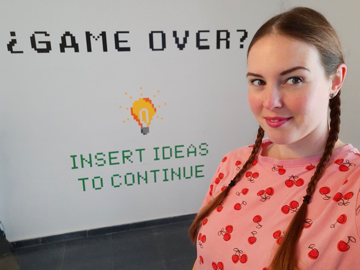 EliseTheTease's tweet photo. If you be my Pac-Man, I can be your cherry, and when the game is over you know what to insert to continue 😜 https://t.co/zkIujnubU8