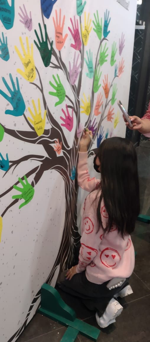 MuseoPresidente's tweet photo. Este mes de la Familia aprende, participa y diviértete en nuestro Museo.

¡Sé parte de la Familia del Museo de los Presidentes Coahuilenses!

¡Te esperamos!

#DiaDeLaFamilia https://t.co/8tmUtIio7T