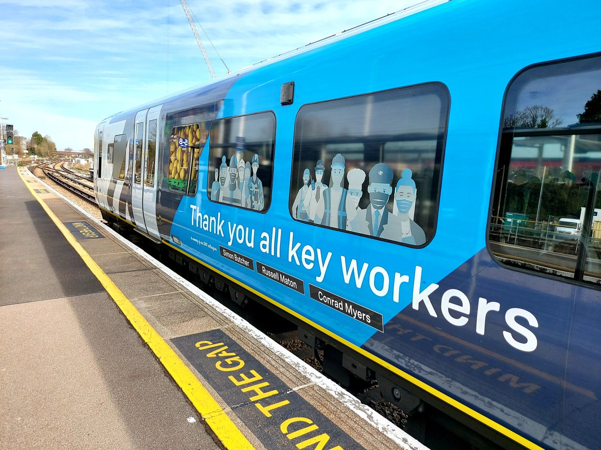 Sideshow_Matt's tweet photo. Two years ago, many of us had no idea of what was about to happen. Train firm SWR have a class 450 unit they put into a #thankyoukeyworkers livery, bearing the names of 3 staff who lost their battles with #covi̇d19 which I happened to see while out & about today. #keyworkers https://t.co/aFRVPThxDB