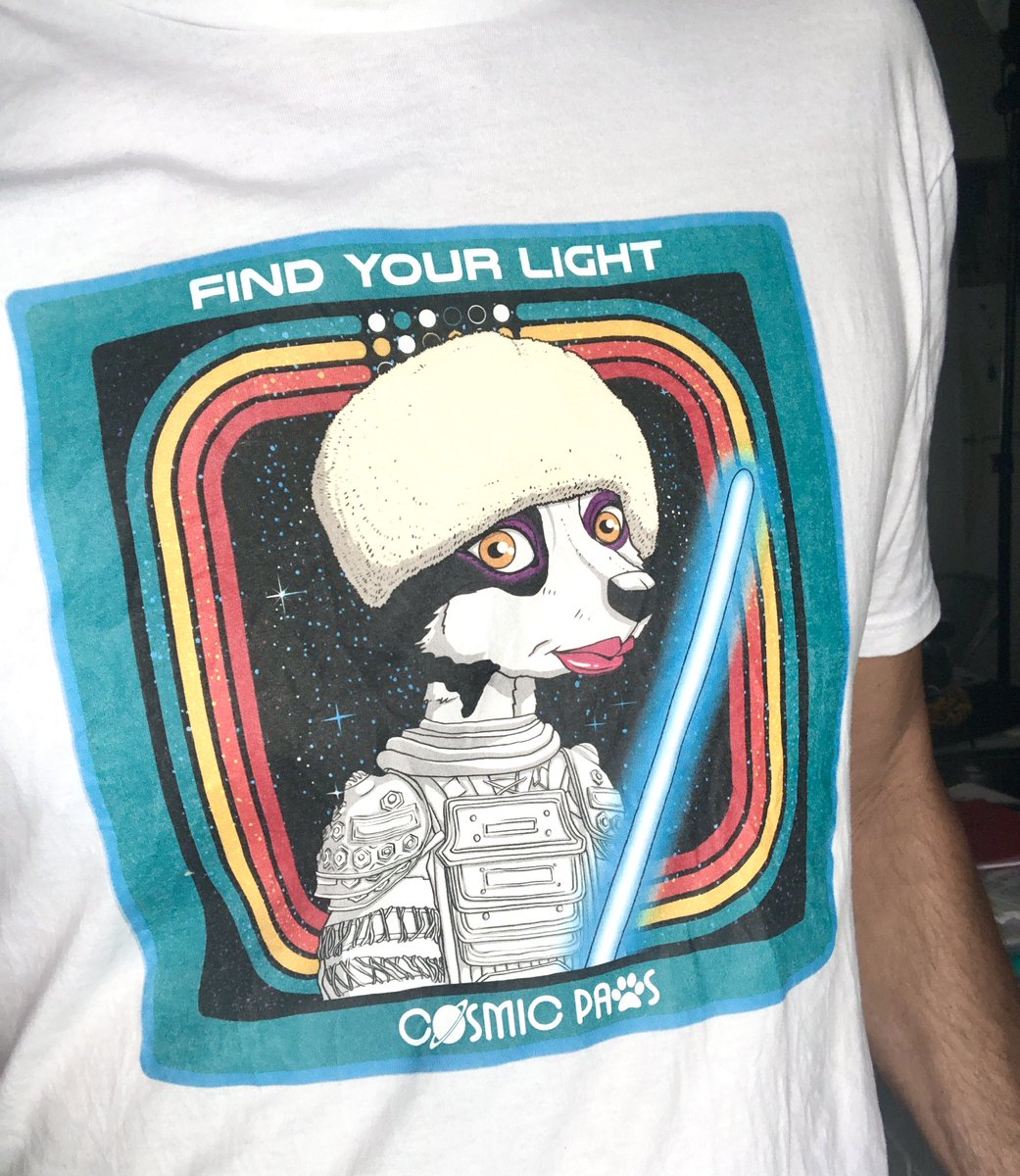 MikeMongo's tweet photo. Y’all want to see something cool? #CosmicPaws https://t.co/5cq8Q4UA9w