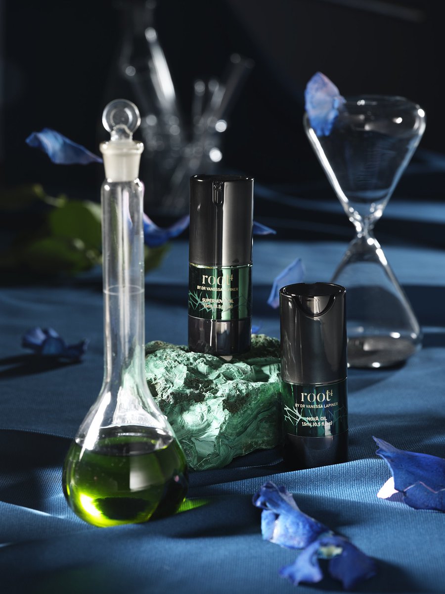 JoziStyle's tweet photo. Introducing root4!
A new age of pure yet potent scientifically driven skincare by Dr. Vanessa Lapiner.
#root4
#JoziStyleSkin
https://t.co/QZvQYiCp93 https://t.co/Gxn7moQRXO