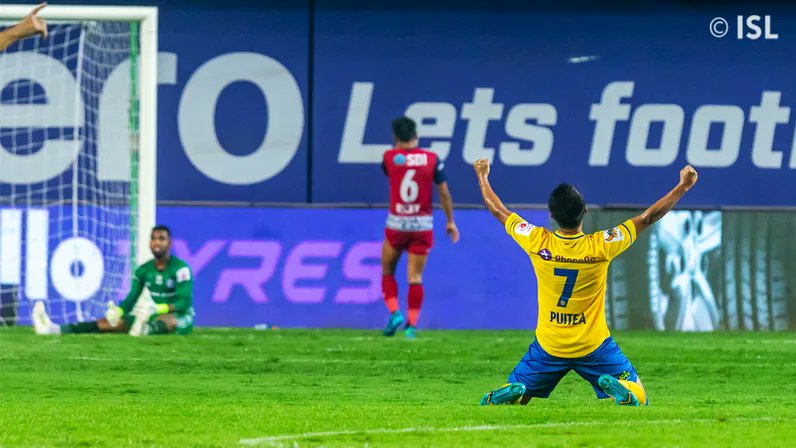 puitea_7's tweet photo. Proud to be a part of this team. @KeralaBlasters is special. This win is special. 

All eyes on 20th. 

Come on Kerala, let's do this together! 

#KBFC #YennumYellow https://t.co/RbY6H7NfRu