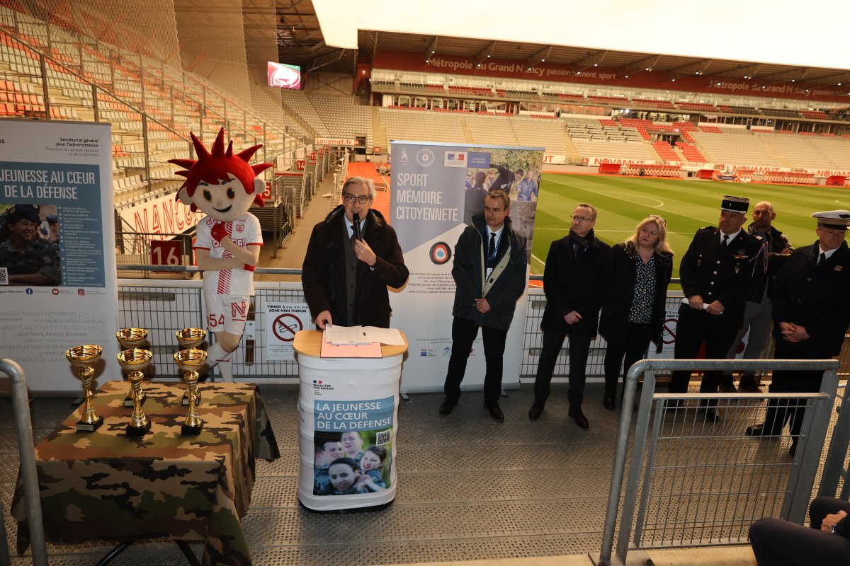 Cet après-midi, plus de 230 élèves de collèges du Grand Nancy ont participé à un "rallye citoyen", organisé par le <a href="/Armees_Gouv/">Ministère des Armées et des Anciens combattants</a> au stade Marcel PICOT et placé sous le signe de la cohésion.

Bravo à tous les participants et merci à tous les partenaires pour l'organisation 👏💪