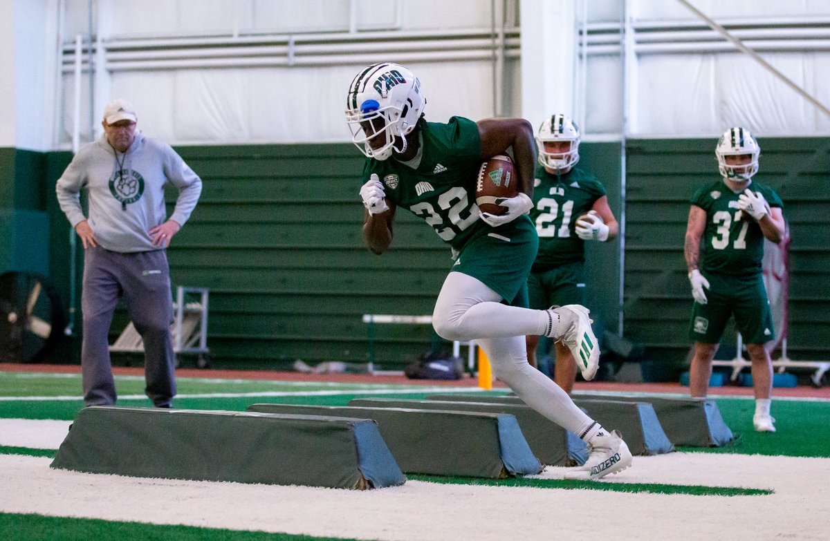 OhioFootball's tweet photo. Football is BACK!

#OUohyeah https://t.co/5kLRtgrNyt