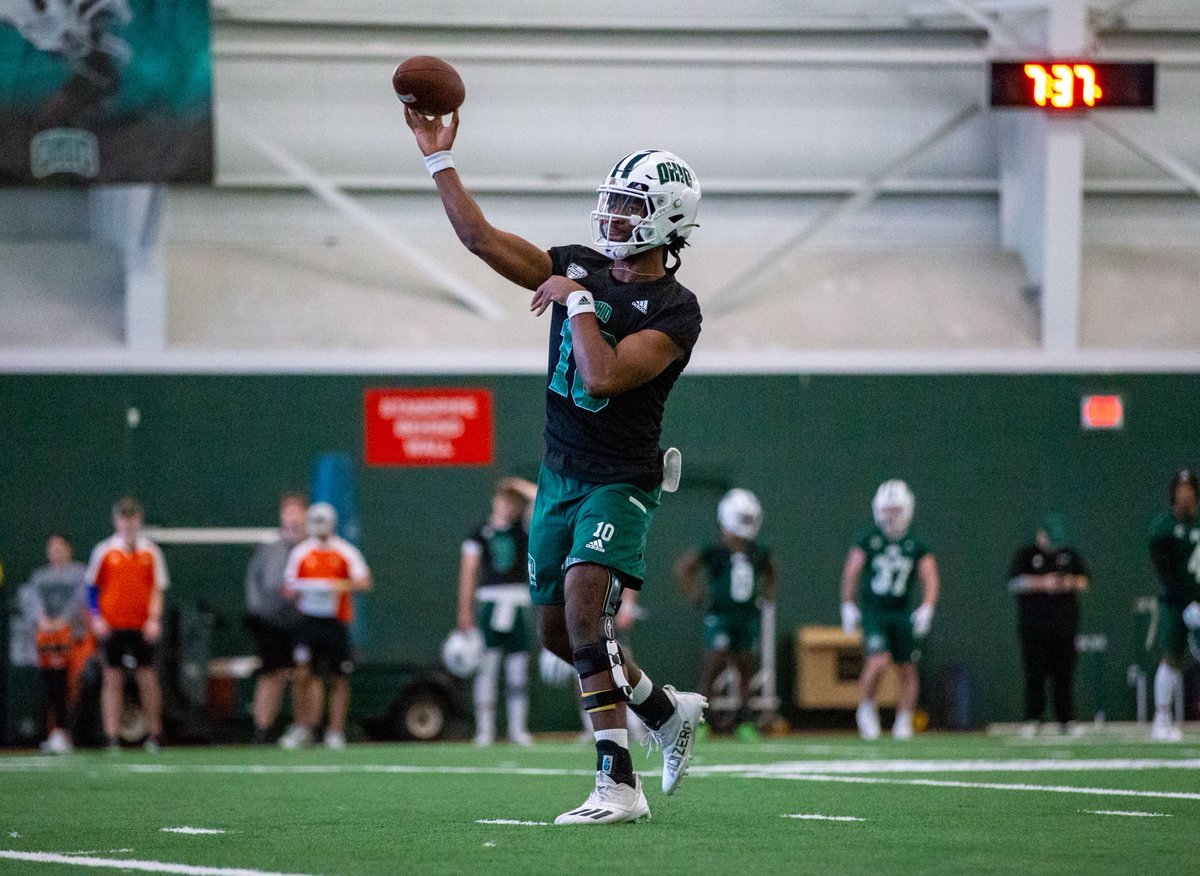 OhioFootball's tweet photo. Football is BACK!

#OUohyeah https://t.co/5kLRtgrNyt
