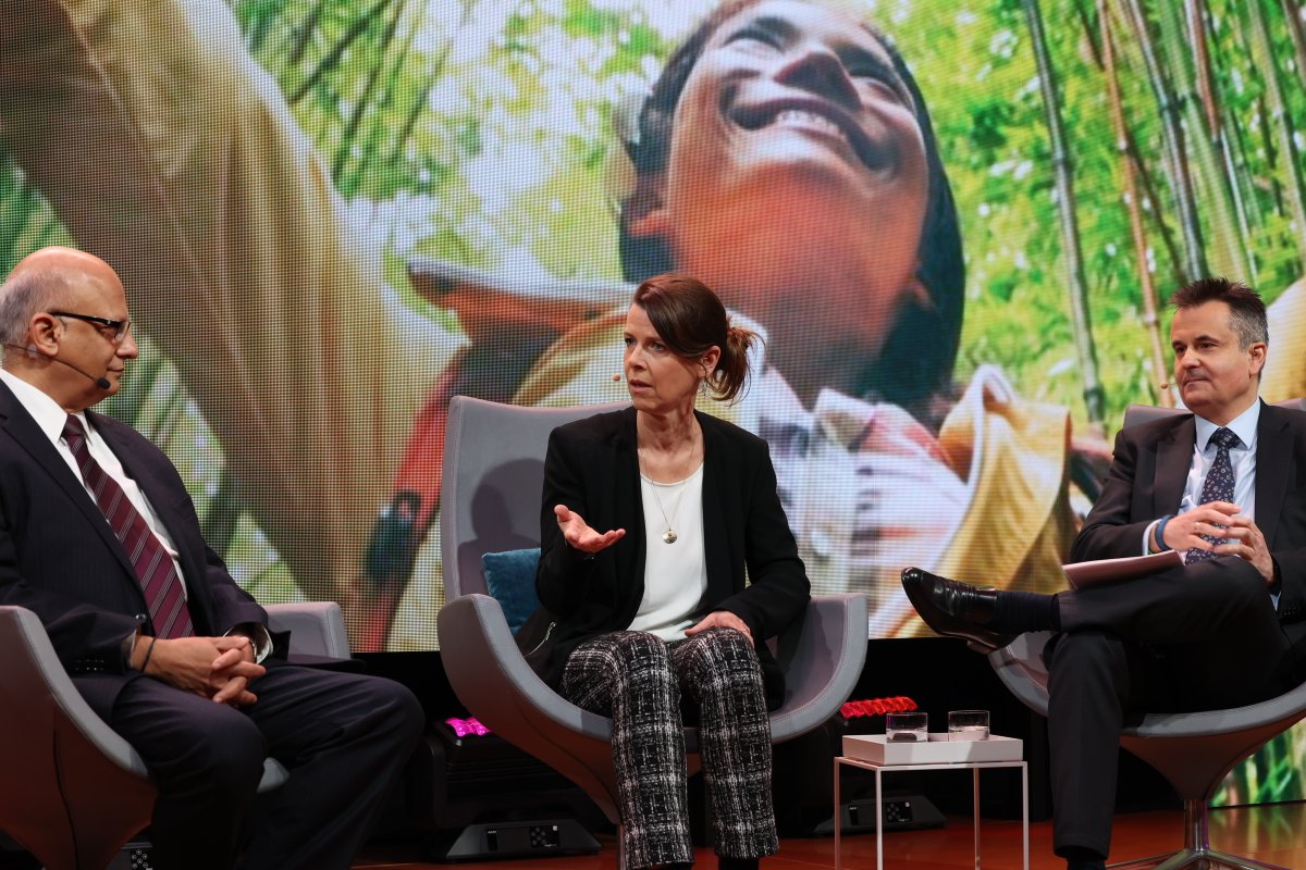 TCS_Europe's tweet photo. Thank you to our speakers of the 'Ecosystems for a Regenerative World' talk for sharing how they are ensuring sustainable practices are at the heart of what they do. 

Learn more: https://t.co/wG0MpfznLl

#TCSsummit #Buildingonbelief https://t.co/potpgImmiC