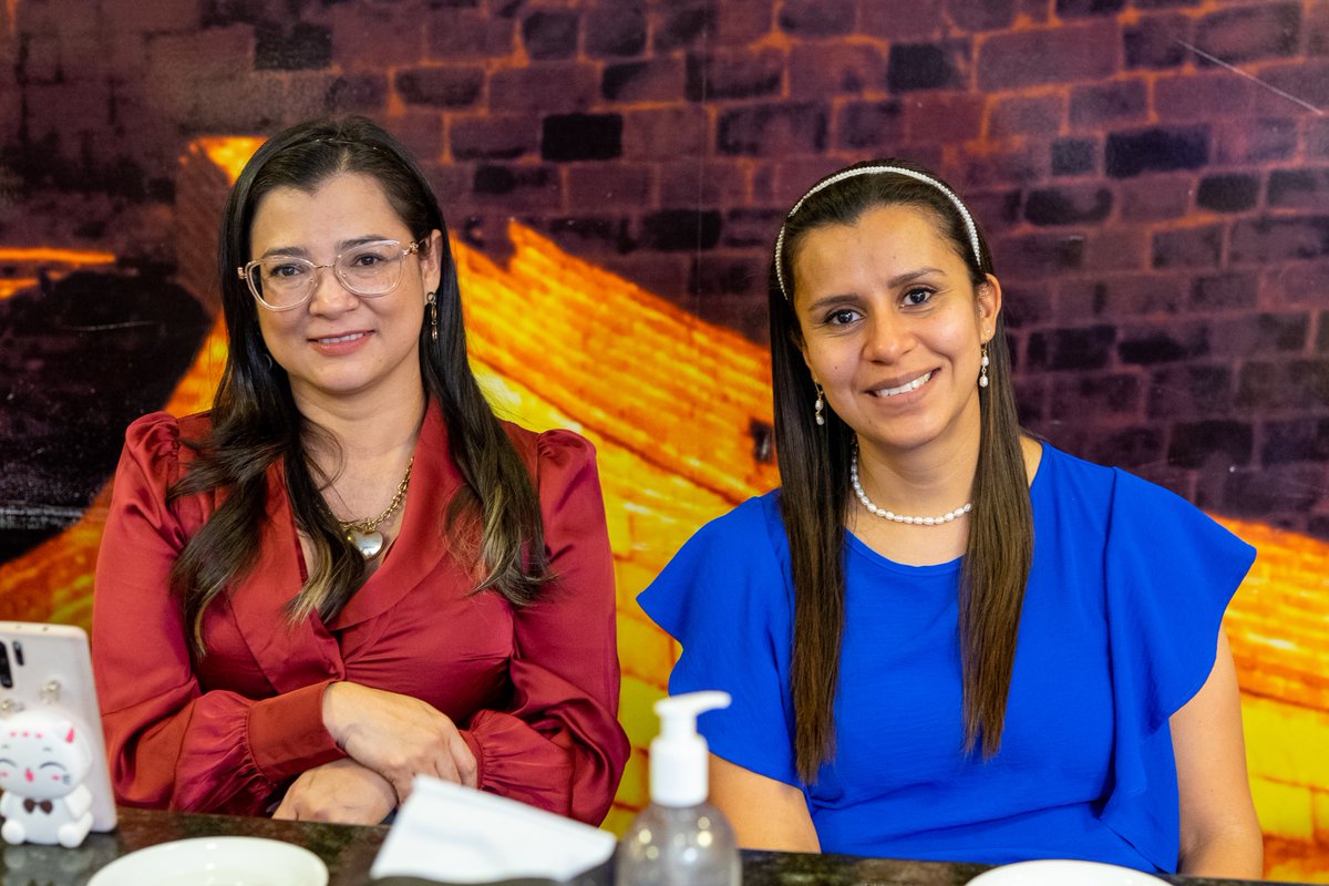 BpeaceHQ's tweet image. Please help us congratulate our 13 Fast Runner businesses that just graduated from our El Salvador Maximizer Forward program! It was 10-months of intensive business advisory that will accelerate their business growth and help them create more jobs! #GraduationTime #Bpeace