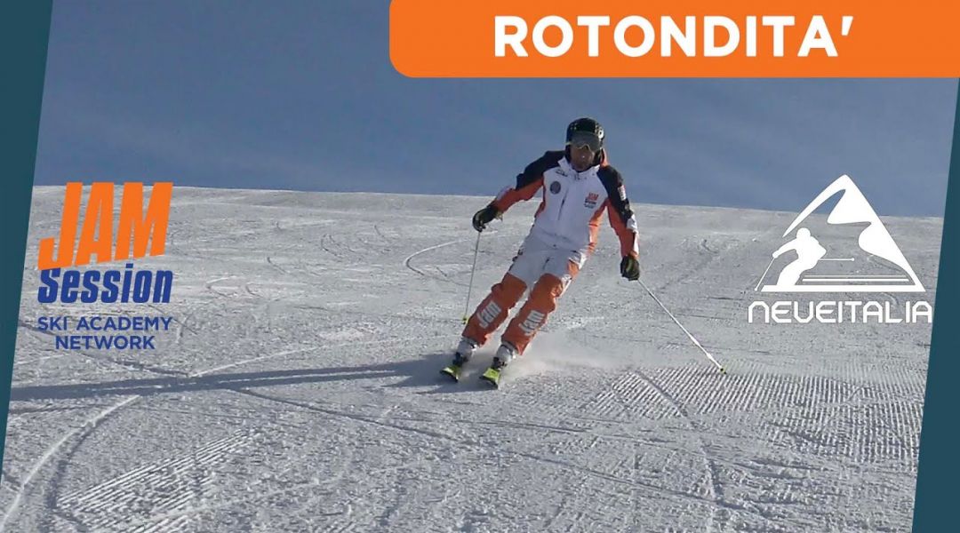 neveitalia's tweet photo. La "rotondità", la strada per la sicurezza e il controllo - Corso di Sci Intermedio #SkiTips #skilesson #15Marzo #corsodisci https://t.co/Qr5DPccCeE https://t.co/2tTTBtRL0l