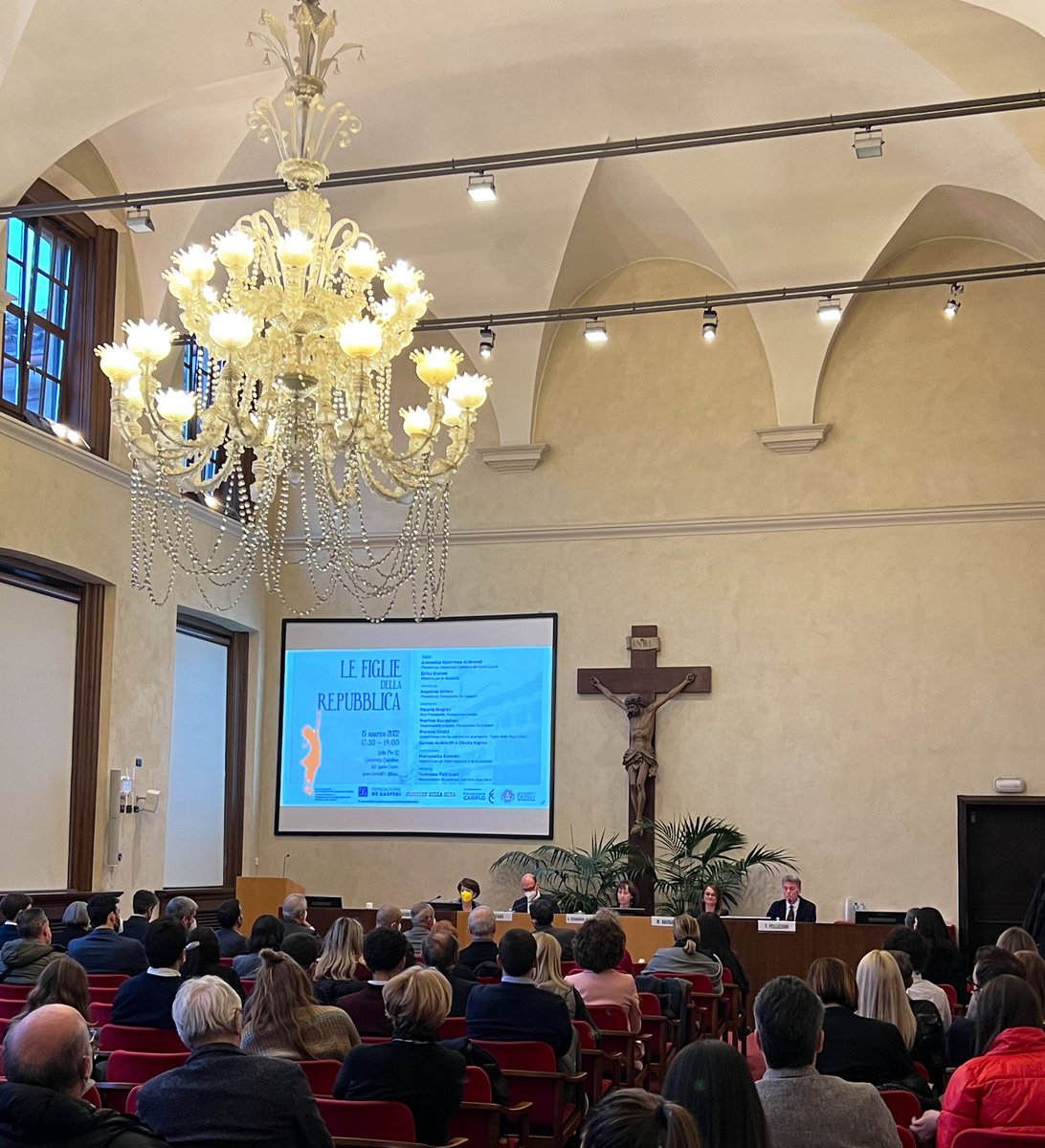 annina_simonati's tweet photo. Oggi in @unicatt l’evento. “Le Figlie della Repubblica” dal #podcast di @DeGasperiFond con @FondCariplo e @Corriere 🎙 https://t.co/beyU02thTI