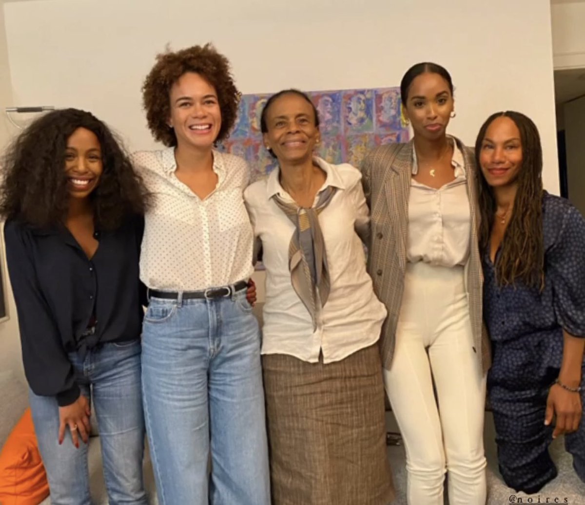 tallula_h's tweet photo. Surrounded by strong, hardworking, brilliant and beautiful #blackwomen
Thank you Rachel M’Bon for bringing us together in a meaningful way 🤍 #jesuisnoires https://t.co/z5xvxdg4G9