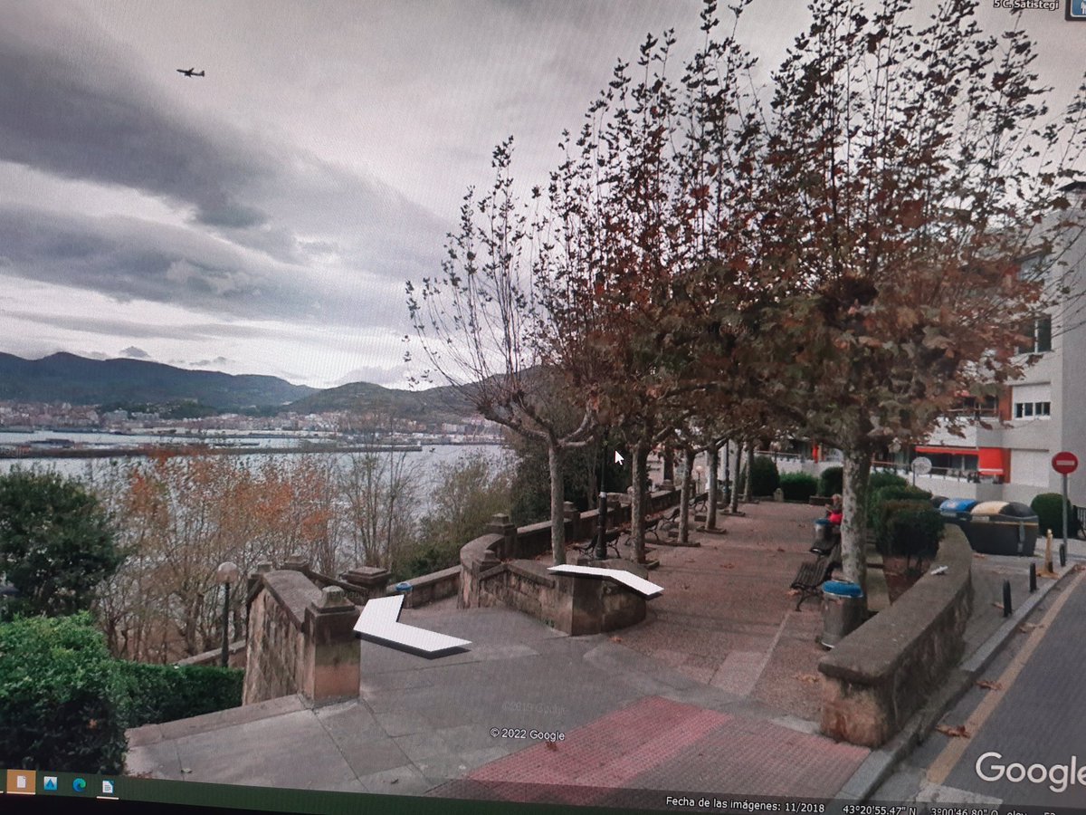 ibonPA_'s tweet photo. @GetxoUdala , por favor, podrían explicar en qué ha consistido la mejora del mirador de Satistegi? Aparte del refuerzo del muro, era necesario este cambio radical de un lugar que era super agradable? Me gustaría entenderlo, pues cada vez que lo veo me da mucha pena. https://t.co/UJyOxph5oT