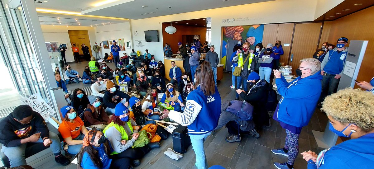 MFELocal59's tweet photo. Student sit-in in solidarity with our strike! https://t.co/Idun4oANaK