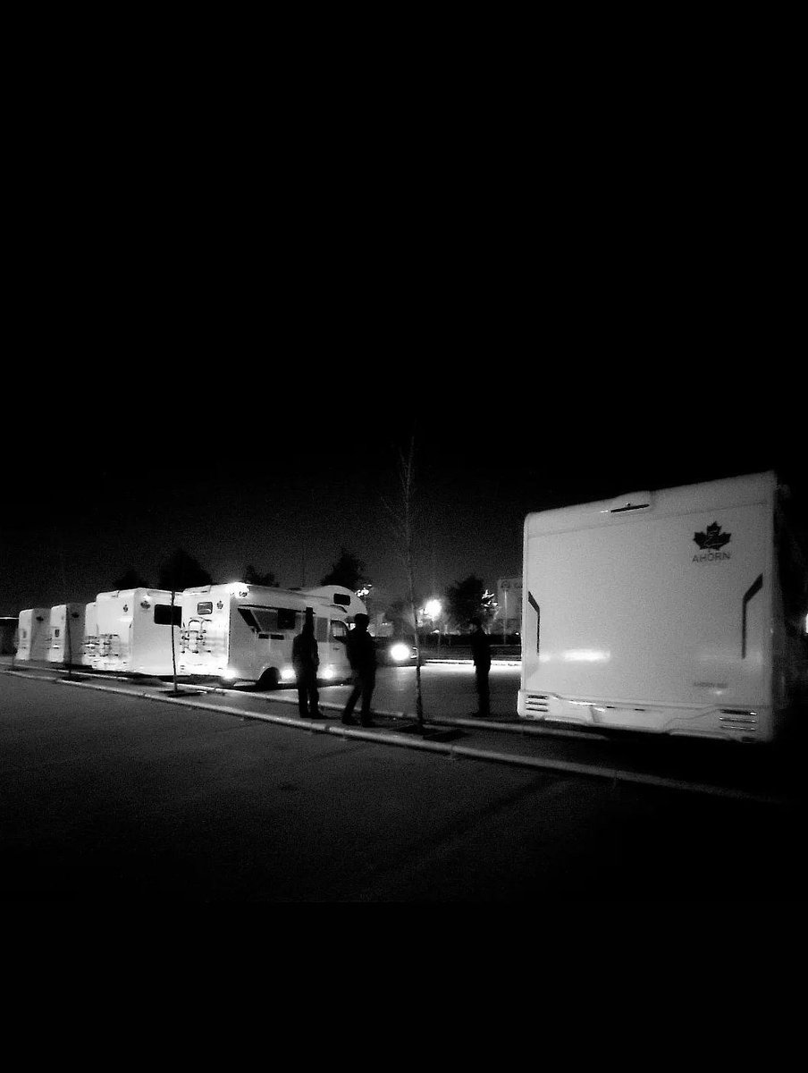 grilimsi's tweet photo. Bir karavan sevkiyatı... https://t.co/BSLxwFvdMN