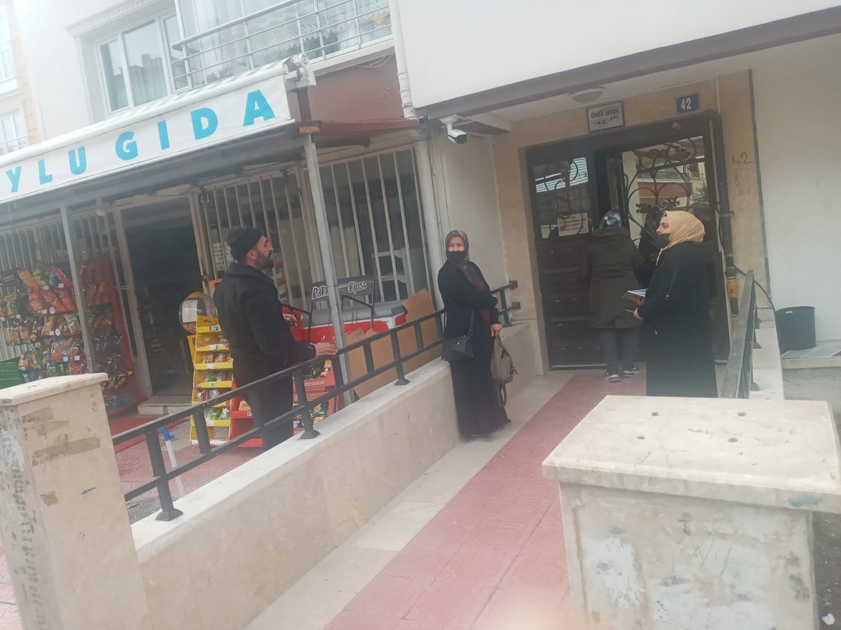 besikkayama's tweet photo. @besikkayama olarak ev ziyaretlerine devam ediyor,gönüllere dokunmaya devam ediyoruz..

@RTErdogan 
@hakanhanozcan 
@Fatih__Bildik 
@akaltindag https://t.co/JyUoADsS8k
