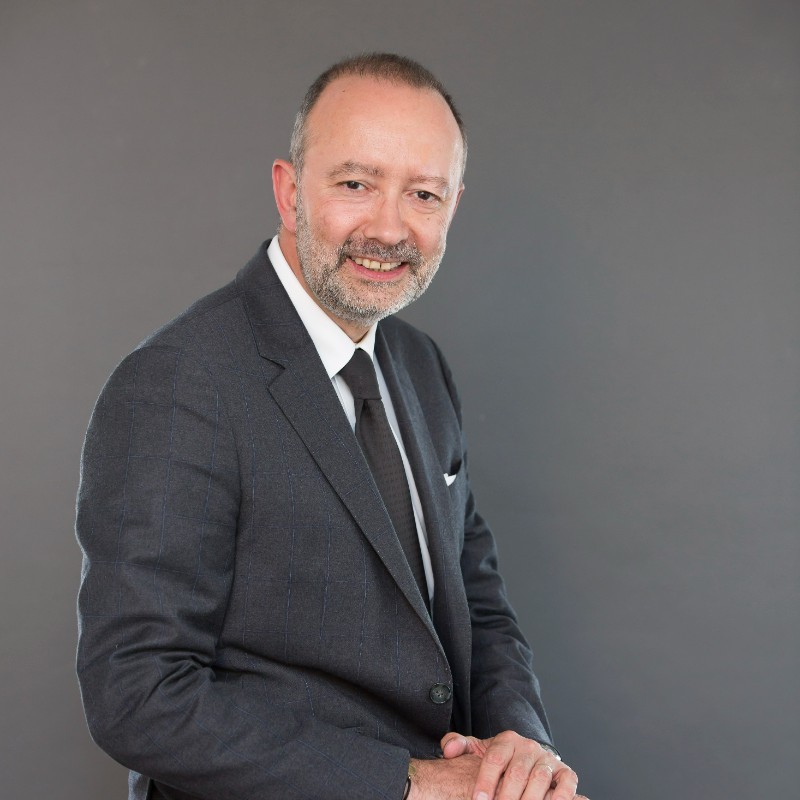 ANewsSecurite's tweet photo. Jean-Christophe Chwat, nouveau président de la FFSP

Les membres de la @ffspsecurite  se sont réunis, ce mardi 15 mars 2022, pour tenir leur Assemblée Générale annuelle. A cette occasion, @Claude_Tarlet, président fondateur, passe le flambeau à @jcchwat 

@GPMSE_Fede https://t.co/dvPeMCW3yo