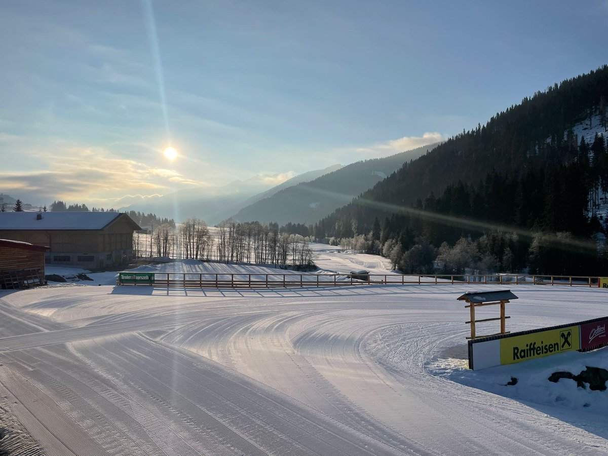 RlcSports's tweet photo. 49 pers (inc 27 novices) from 10 units are taking part in Ex NORDIC KNEES STRETCH in Austria.  If you want to learn something new and have a go, the RLC WSA run overseas trg events to develop you personally and professionally.  Experienced athletes have also gained instr quals. https://t.co/lQ1dlzEjBL