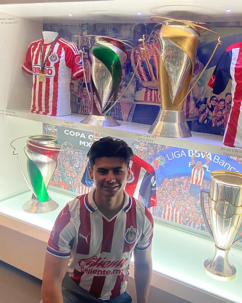 ___jaysonn___'s tweet photo. Clásico https://t.co/cYDtB8aU5V