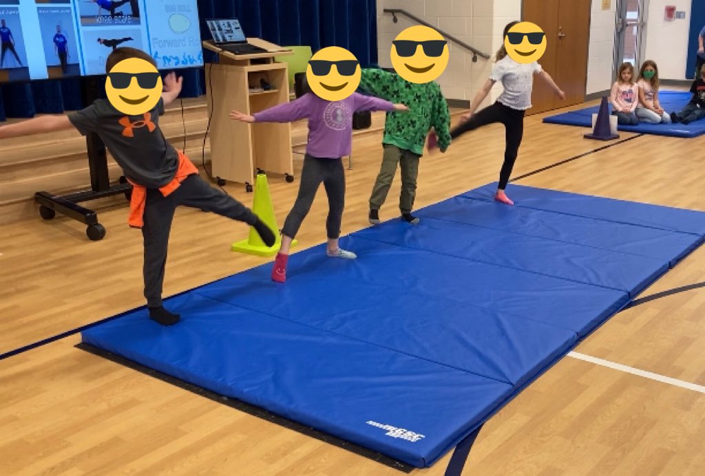 CoachBraxtonPE's tweet photo. We finished up our Gymnastics Unit by working in teams to create, practice, and perform routines. So much creativity and teamwork! https://t.co/4bChDFfNLZ