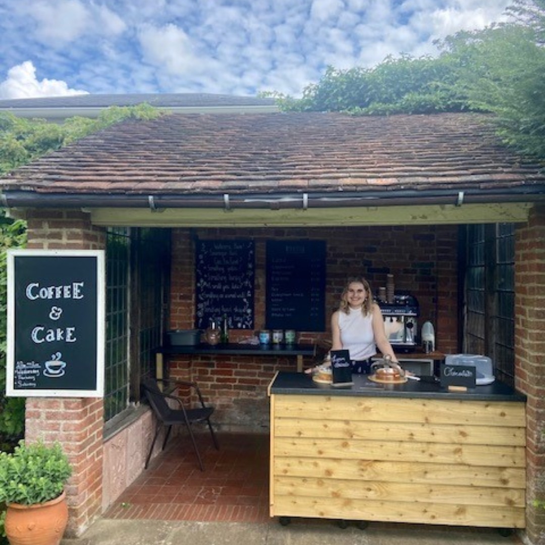 Our coffee and cake returns at our events, serving locally sourced goods ☕🍰

First up Anytime Artisan craft market 26th March, then Easter at the museum 9th April.

#farnham #events #coffee