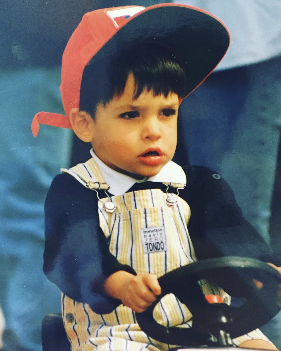 [Carlos Sainz] Today 7 years ago was my F1 debut. Follow your dreams