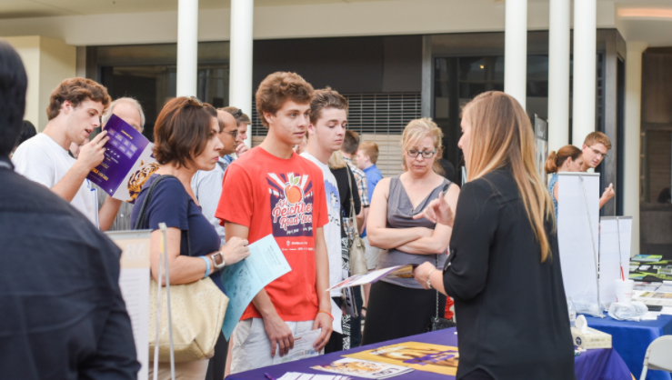 WGHS_warriors's tweet photo. Juniors, Seniors, and Parents:
The University of Georgia will host the annual Athens PROBE College Fair on Tuesday, March 22, 2022 from 6-8 pm in Athens. See your email from the WGHS Counselors for more information!
#wghstogether #whywalton #wghswarriors #gaprobe https://t.co/2kXgCcJarw