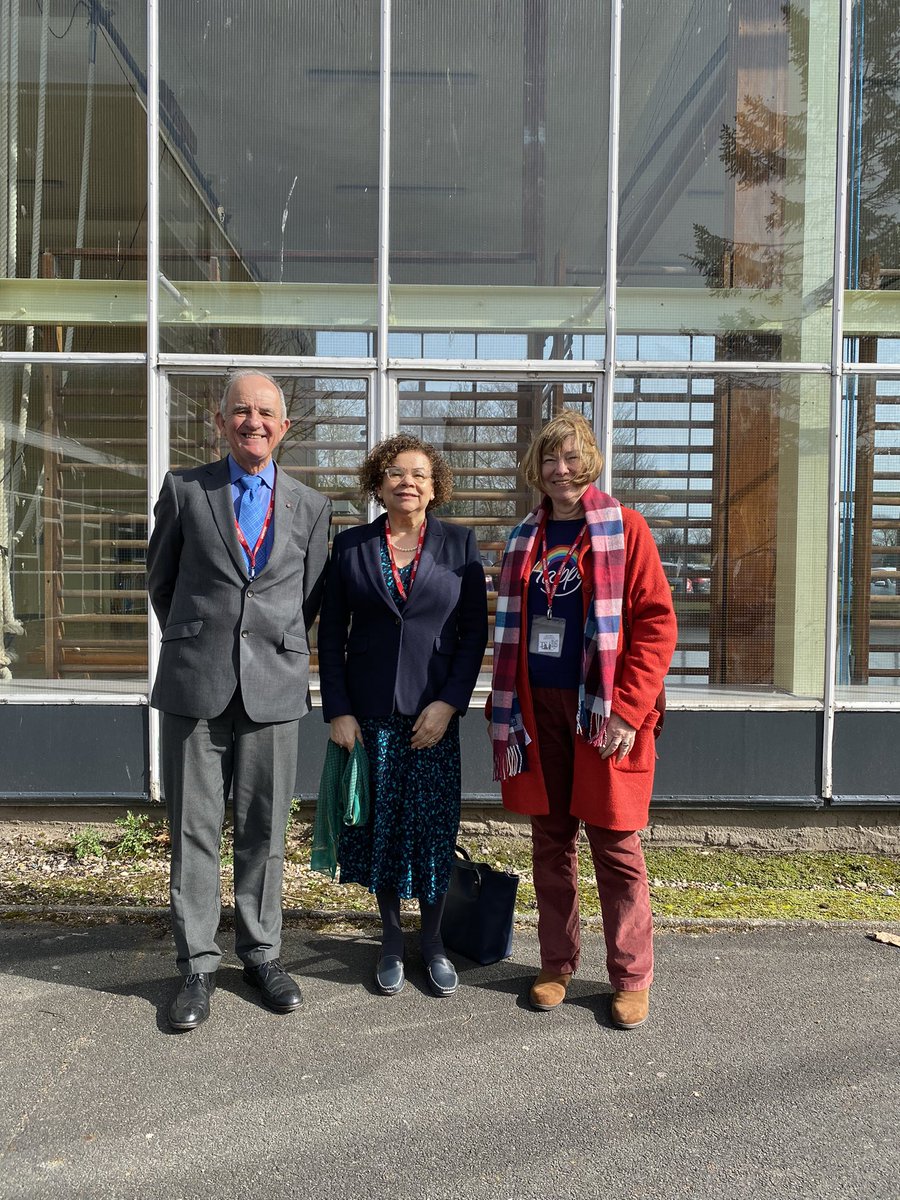 Wonderful to be invited back to my secondary school, Swanshurst in Birmingham, sharing learning from my academic journey with current pupils & key role of teachers & mentors. Thank you Doug Smith for organising & sharing day with wife, Janice. @iwfuk @SwanshurstNews