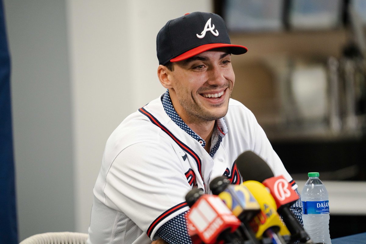 Braves's tweet photo. The hometown threads look good on you, @mattolson21 🤩

#ForTheA https://t.co/3Fn1ovKoQY