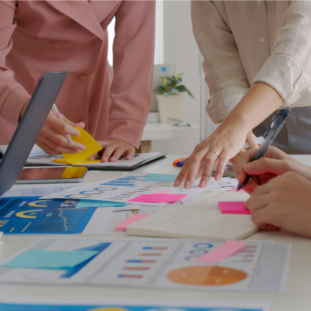 Real-time labour reports provided by MDB Insight and #VicinityJobs integrate StatsCan data with regional data. This can provide you with the benefit of monthly or quarterly reports. 

Talk to us about putting this data to work in your community. #LMI 
hubs.ly/Q0161xR20