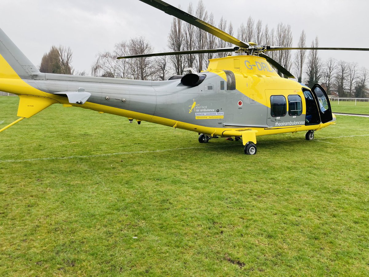 Helimed54's tweet photo. The other week we said with a bit more practice Capt John would nail his landing…he never fails to disappoint!! We love this man!! #firsttime @SloaneHeli #helispotter @RotorImageryUK @LDO_Helicopters https://t.co/HkEZi9aqE9
