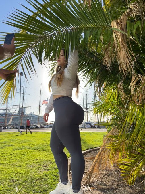 TW Pornstars - Body.Auty. Pictures and videos from Twitter. Page 6