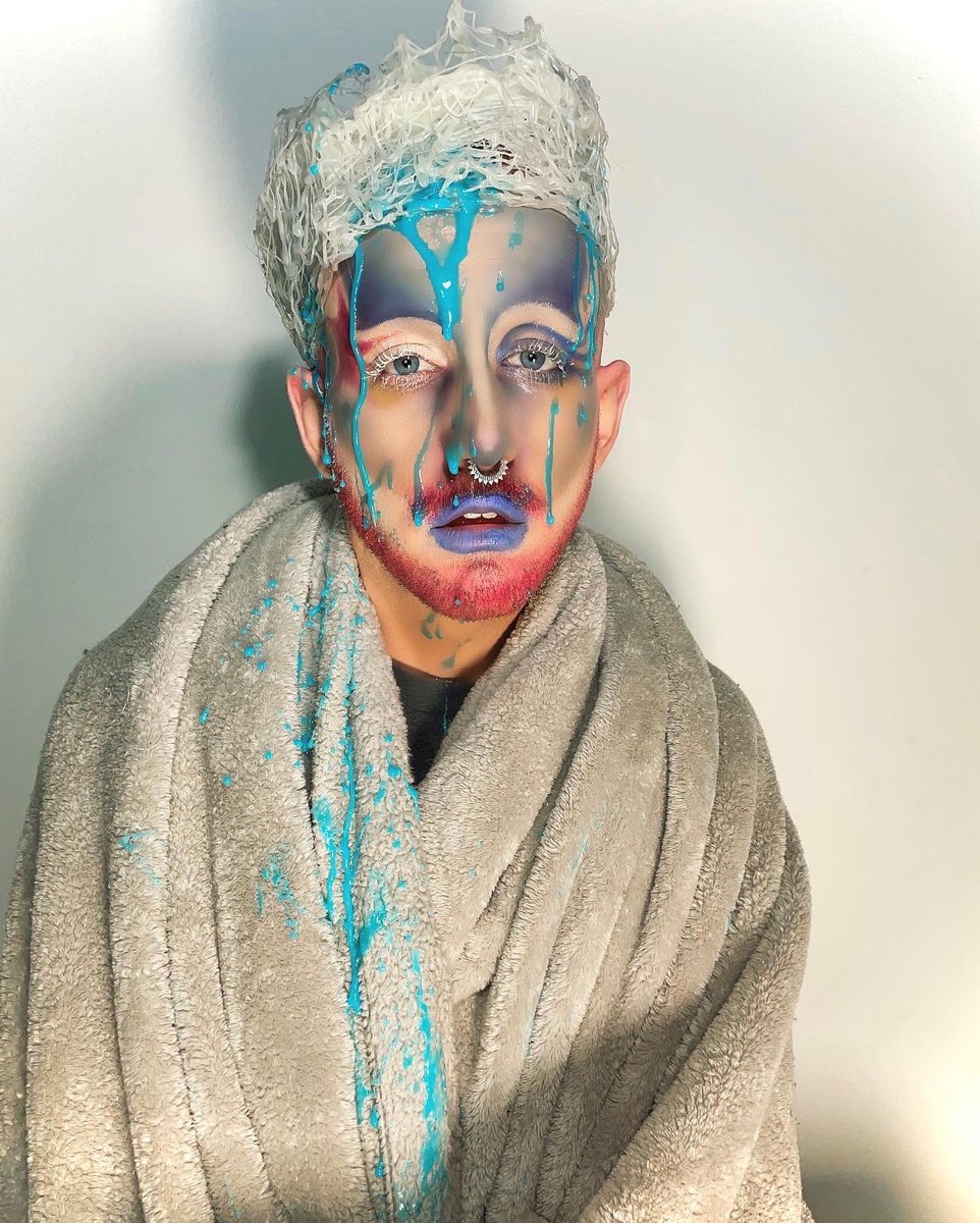 silk_french's tweet photo. Anyone else have a splitting headache lately?

#drag #nonbinary #specialfx #beardeddrag https://t.co/tgnOuH31sJ