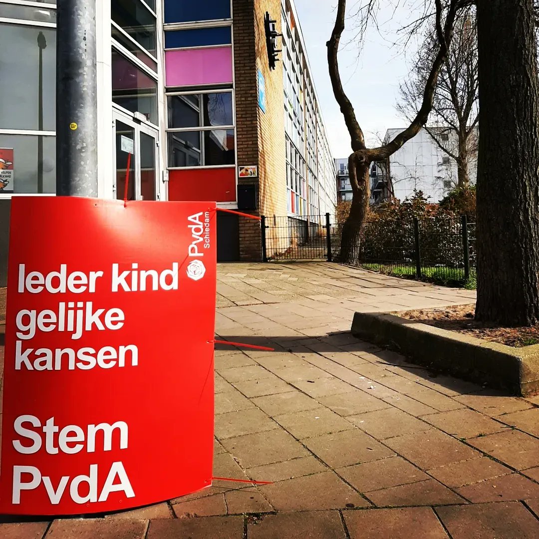 PvdA Schiedam tweet media