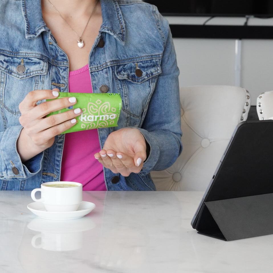 KarmaNuts's tweet photo. No afternoon slump over here! π #karmanuts #matcha #wrappedcashews https://t.co/lA8Lh6Jcrb