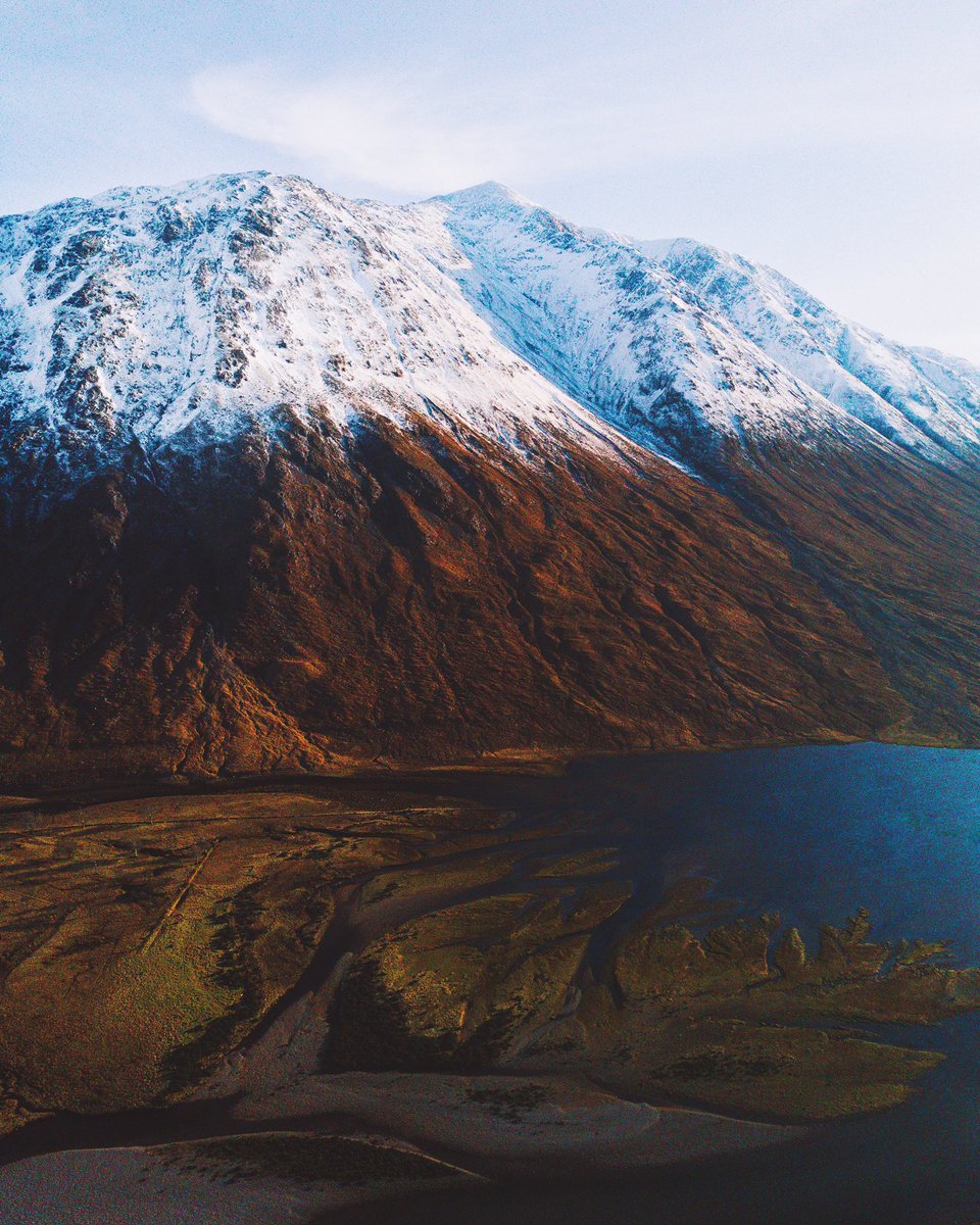 A late gm from Glen Etive. Always a fan when the snow line is so distinctive in the mountains! 

#Scotland #VisitScotland #NFT #NFTArtist #NFTcommunity #GlenEtive