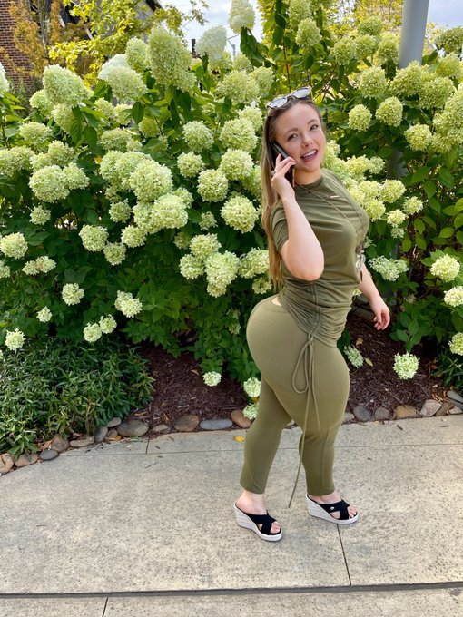 What&rsquo;s that? Yeah, the old Autumn can&rsquo;t come to the phone right now&hellip; https://t.co/8Ms7N8goFP