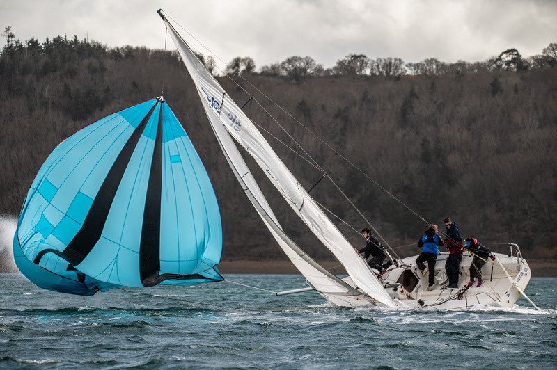 Ecole_navale's tweet photo. #TSGED L’École navale s'impose sur le plan d'eau du Poulmic ! ⛵️
Le week-end dernier se déroulait la 34ème édition du Tournoi Sportif des Grandes Écoles de la Défense (TSGED) réunissant chaque année une dizaine d'écoles. https://t.co/tUapZb5Cyr