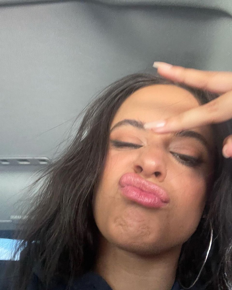 Camila_Cabello's tweet photo. Rawr :3 XD https://t.co/D2u3BvJIJ5