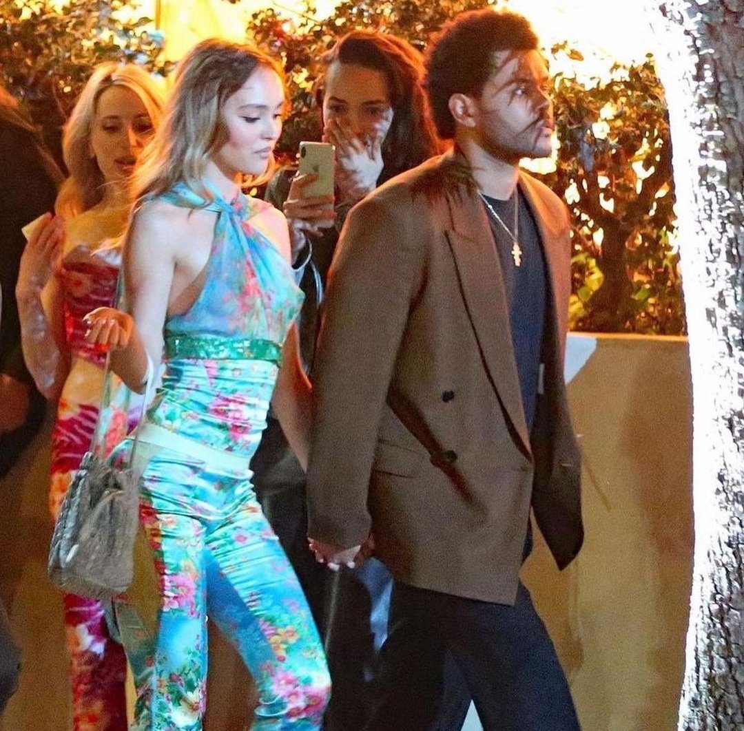 lily_updates_'s tweet photo. lily-rose depp and the weeknd filming for the new film 'the idol' 
#lilyrosedepp https://t.co/EyzxCIsK70