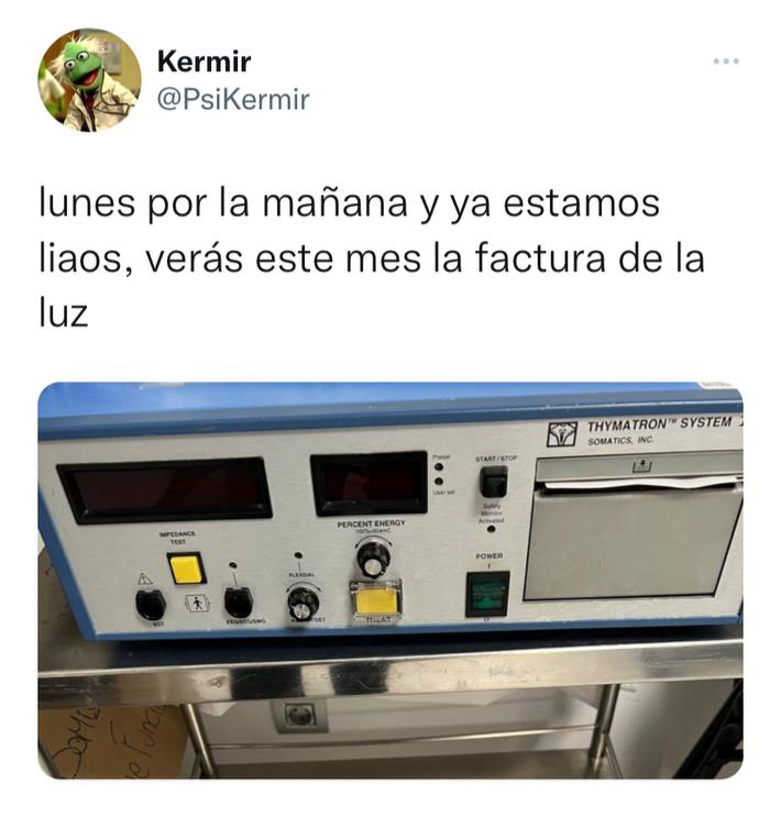 Primera_Vocal's tweet photo. El autor de este tuit es residente de psiquiatría de un hospital andaluz. Queremos saber cuál para:
1) Contactar con el jefe de servicio
2) Comunicar a gerencia que se hacen y distribuyen este tipo de fotos
3) Evitar poner un pie en su unidad de salud mental
Ayúdanos a difundir. https://t.co/R1uTfWlUl0