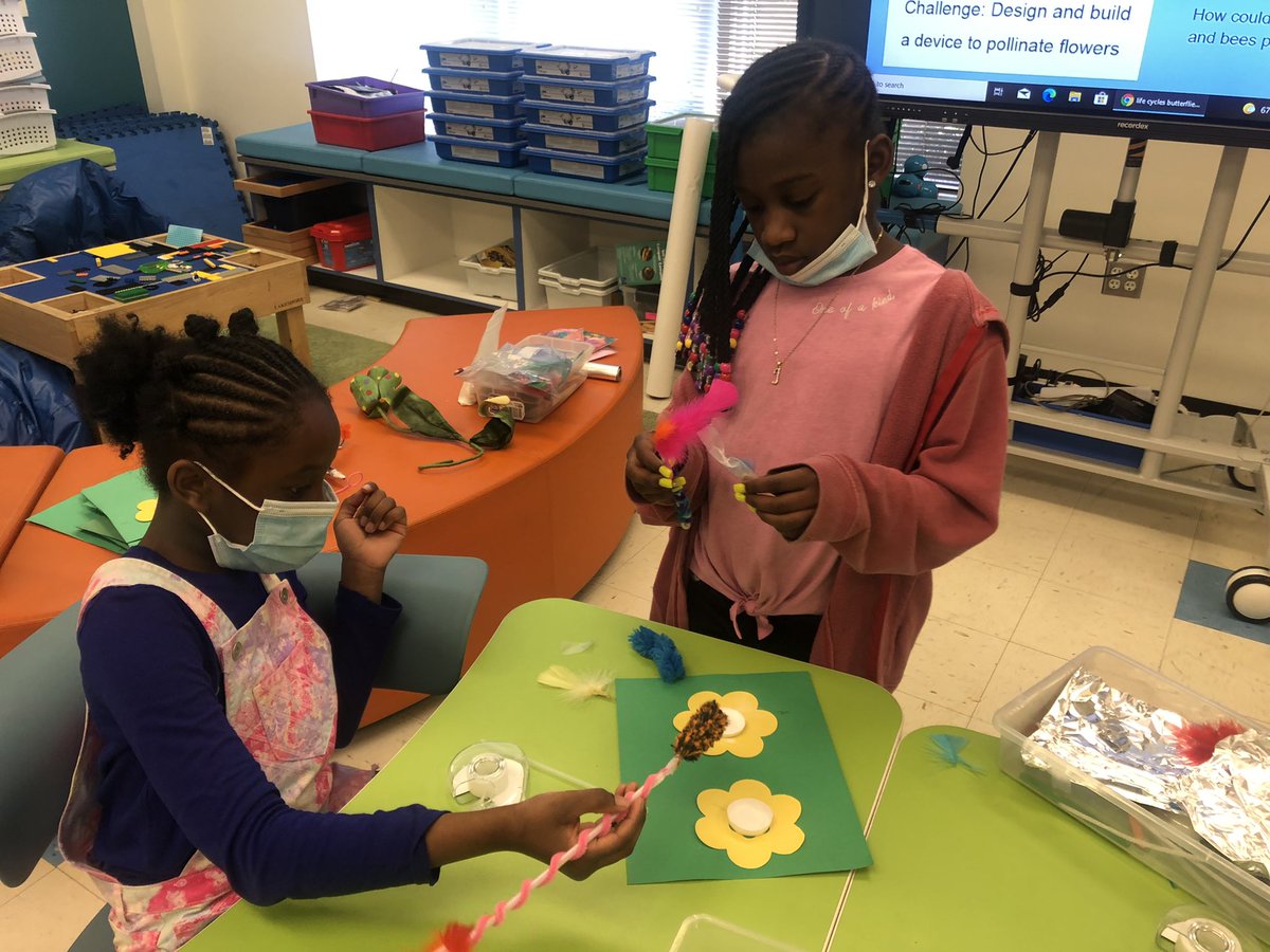 2nd grade helping with pollination by making hand pollinators 🌺 <a href="/DionneSturdiva1/">Dionne Sturdivant</a> <a href="/janfirst/">Janice Rickey</a>