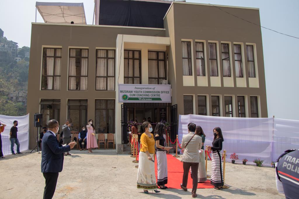 vltanpuia's tweet photo. MYC new office cum coaching centre at MINECO - Secretariat Complex, Aizawl is inaugurated by the Hon'ble CM Mr. Zoramthanga by cutting a ribbon 🎀 in front of the selected Invitees today 15.03.2022
@ZoramthangaCM 
@MNFParty 
@dipr_mizoram 
@abumetha https://t.co/8k9hrp9E3E