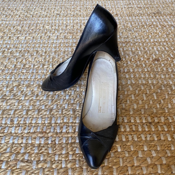 Montage_Decor's tweet photo. So good I had to share! Check out all the items I'm loving on @Poshmarkapp from @hillstreator #poshmark #fashion #style #shopmycloset #brunomagli #exertek #disney: https://t.co/T3fR8uVEHW https://t.co/q9g3zELKiF