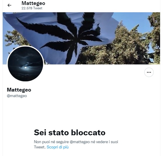 FabGiagnoni's tweet photo. EVVAI, finalmente il prode @mattegeo ha desistito! VITTORIA!!! 🏆🤣

#VATTENAFFANCULO 
#ANALFABETAFUNZIONALE
#BLOCCATOECONTENTO
#PACIFISTIGUERRAFONDAI https://t.co/hnClHN1qEl