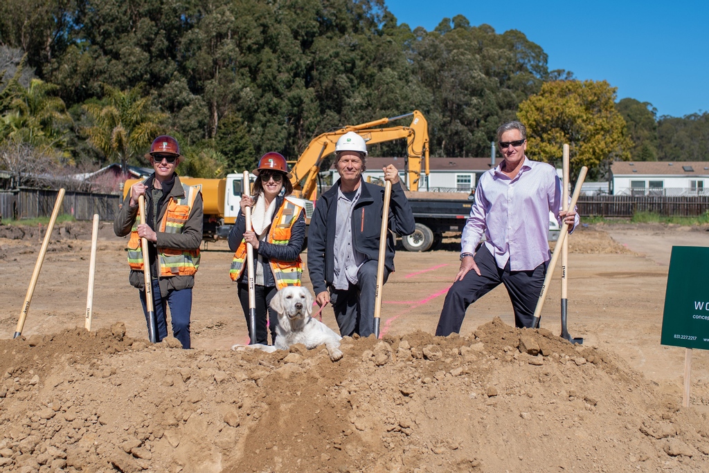 MainStRealtors's tweet image. Introducing our first ground-up project: owned, developed, designed, and soon-to-be-built by Workbench. #workbenchbuilt #soquel #DIY #dogsofinstagram #investorlife #sunsoutglovesout
