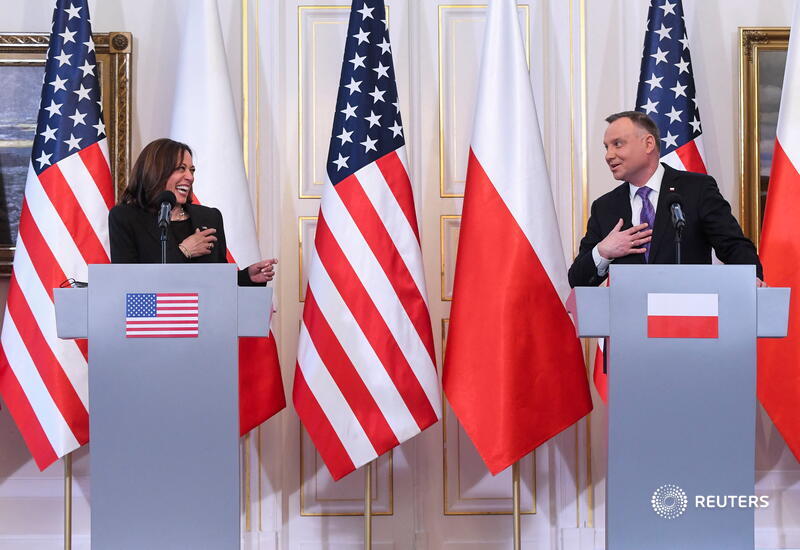 ReutersFacts's tweet photo. A clip taken out of context on social media actually shows U.S. Vice President Kamala Harris and Polish President Andrzej Duda laughing briefly at confusion over who should answer a question first between translations https://t.co/n7O3X5DNgt https://t.co/lWQB0svMyf