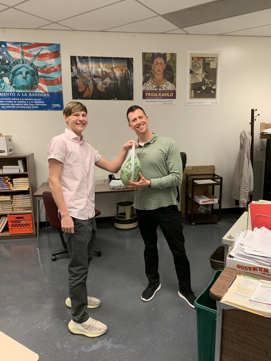 IHS S.T.E.A.M (@aquaponicsihs) on Twitter photo Bucs aquaponic class making some lettuce deliveries today! 🥬#Sustainability #STEAM <a href="/Interboro_SD/">Interboro SD</a> @ISD_AP_Lytz Bucs aquaponic class making some lettuce deliveries today! 🥬#Sustainability #STEAM <a href="/Interboro_SD/">Interboro SD</a> @ISD_AP_Lytz