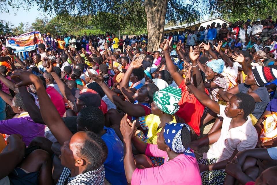 gladyswanga's tweet photo. Kisaka, Lambwe ward. Thank you so much for your warm reception. #Genowa https://t.co/oRnBz9KPkQ