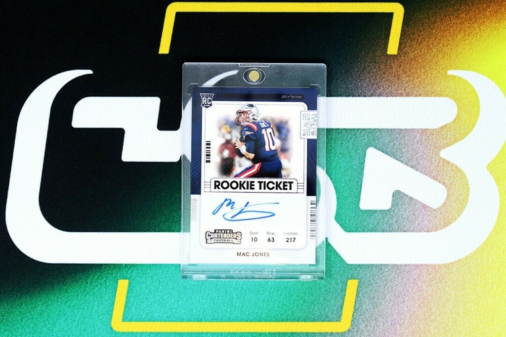 cardsmithsbreak's tweet photo. Mac Jones Rookie Ticket Autograph from 2021 @paniniamerica Contenders Football! #csbheat #cardsmiths #paniniamerica #contendersfootball #contenders #footballcards #sportscards #tradingcards #macjones #newenglandpatriots #patriotsfootball #groupbreaks https://t.co/jzaF7SU4BD https://t.co/AVe6AtZM27