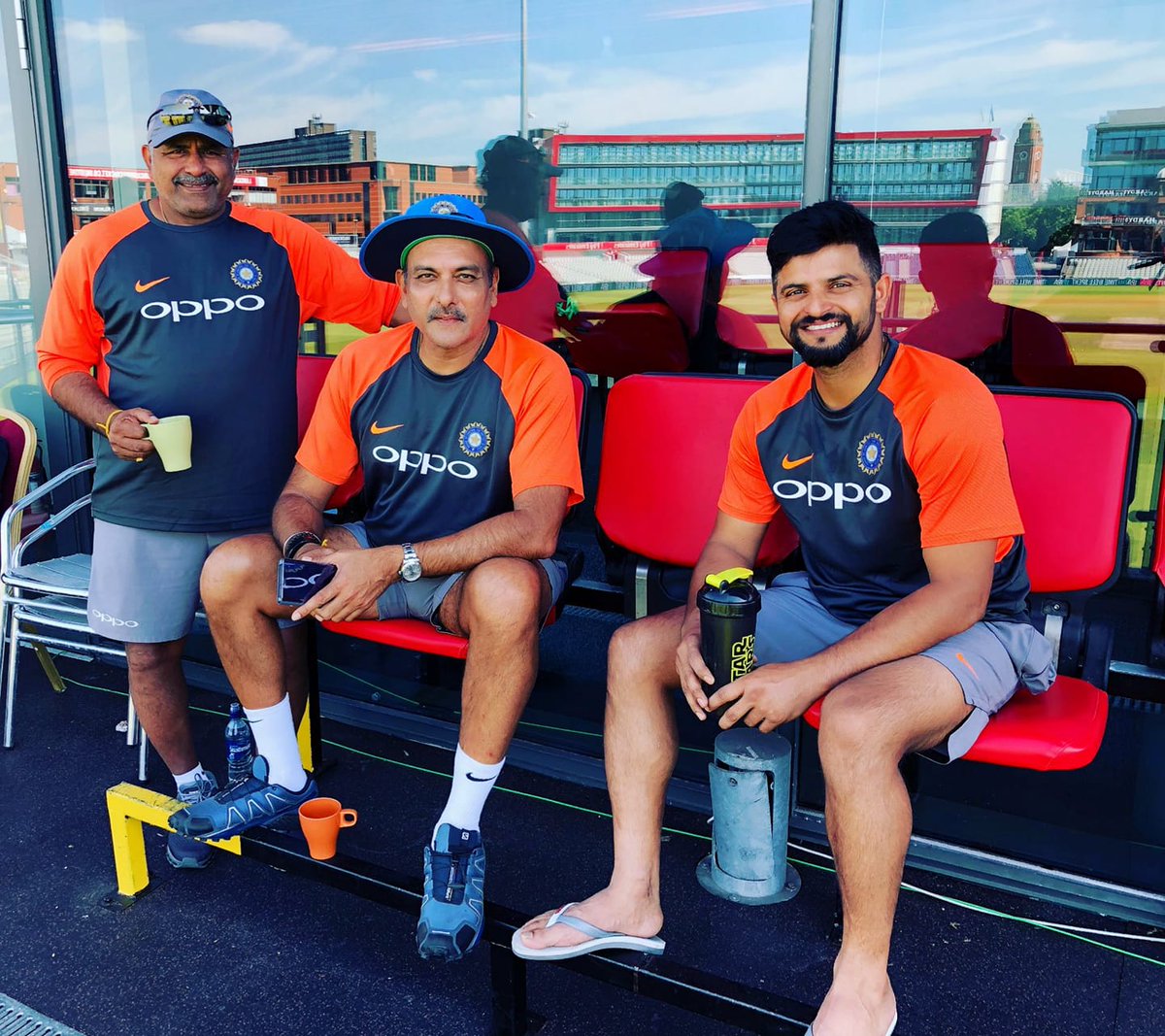 AllAboutCricke8's tweet photo. Good News 😀
"Ravi Shastri and Suresh Raina will do Commentary in Hindi in IPL 2022."
 - Head of Disney &amp; Star (To Dainik Jagran)
#RaviShastri #SureshRaina #IPL2022 #cricket #allaboutcricket https://t.co/WX77H7cu2y