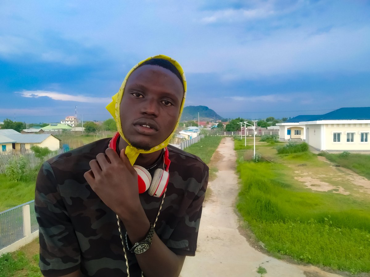 MLoruba's tweet photo. I will keep nationality for the best my personality.
#ob
#ownboy
#proud 🇸🇸💯 https://t.co/uTRieUPreW